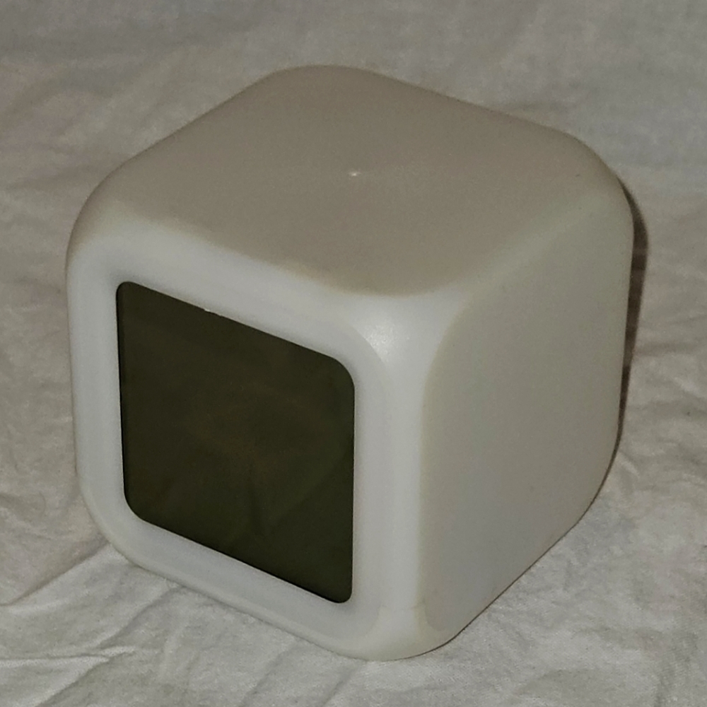 LED color changing block clock CUBE